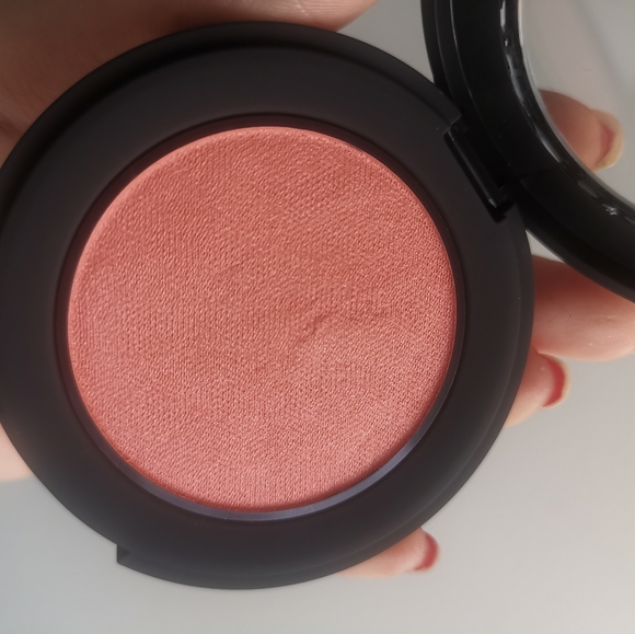 NEW Highlight blush contour kit - Picture 7 of 14